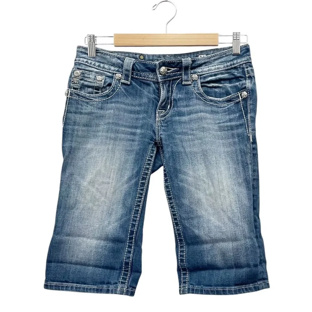 Miss Me Bermuda Shorts Size 26 Embellished Cross Pockets Stretch Denim JE5837M